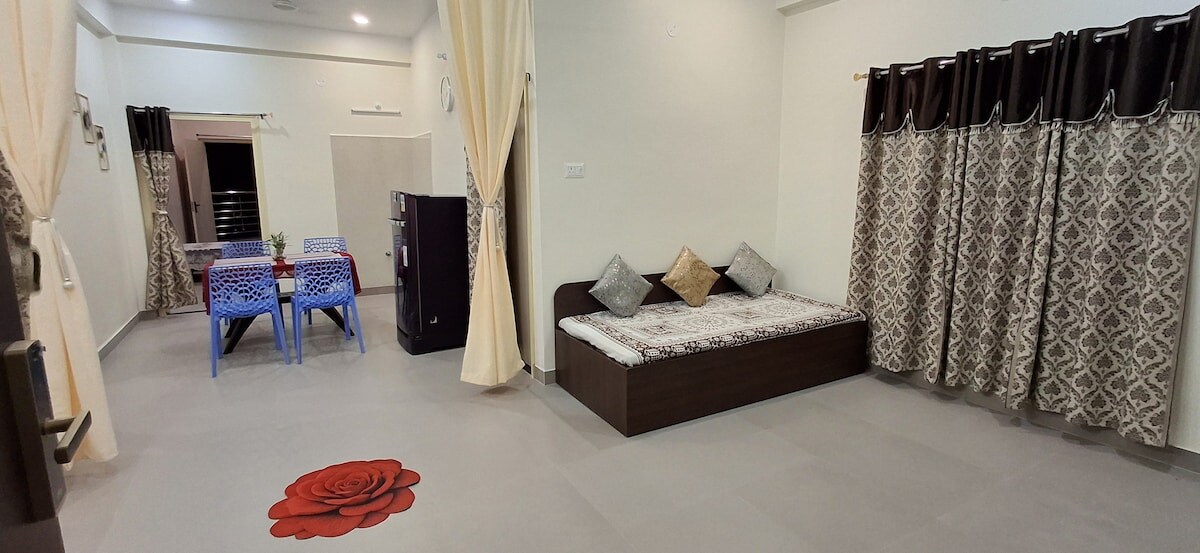 The Happy Loving Home Spacious 2BHK with Balcony - Tap to explore photos