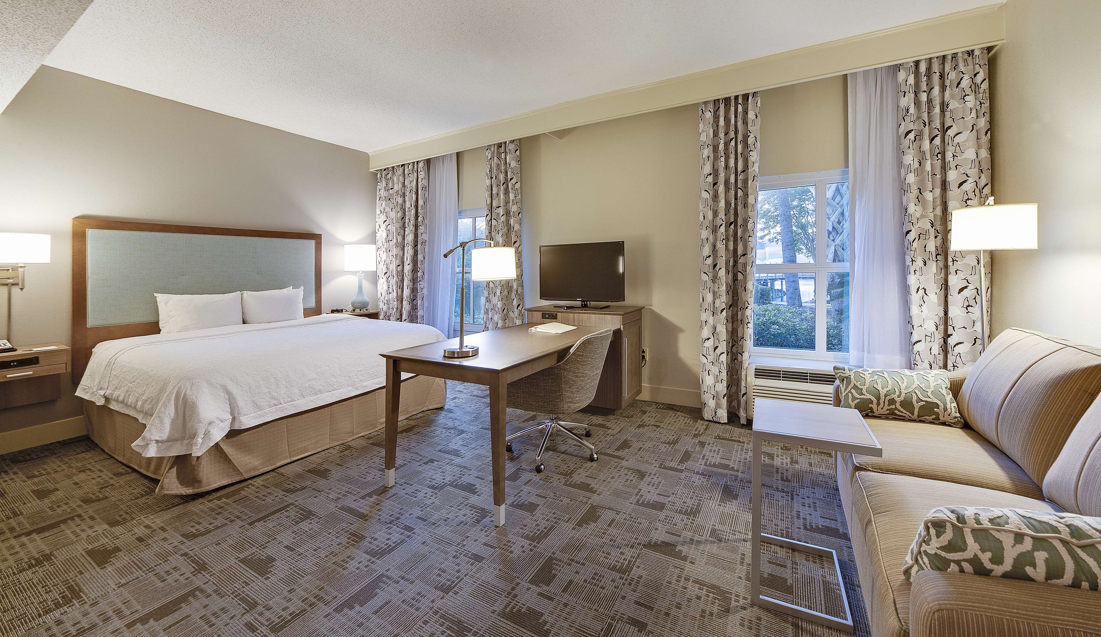Hampton Inn Myrtle Beach Broadway at the Beach - Tap to explore photos