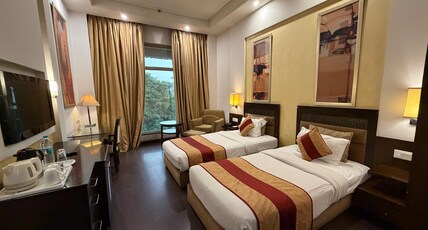 Hotel Western Court Panchkula Room Type - EXECUTIVE TWIN BED ROOM