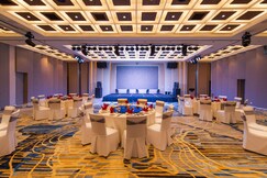 Hotel Soleil Ha Long, Trademark Collection by Wyndham