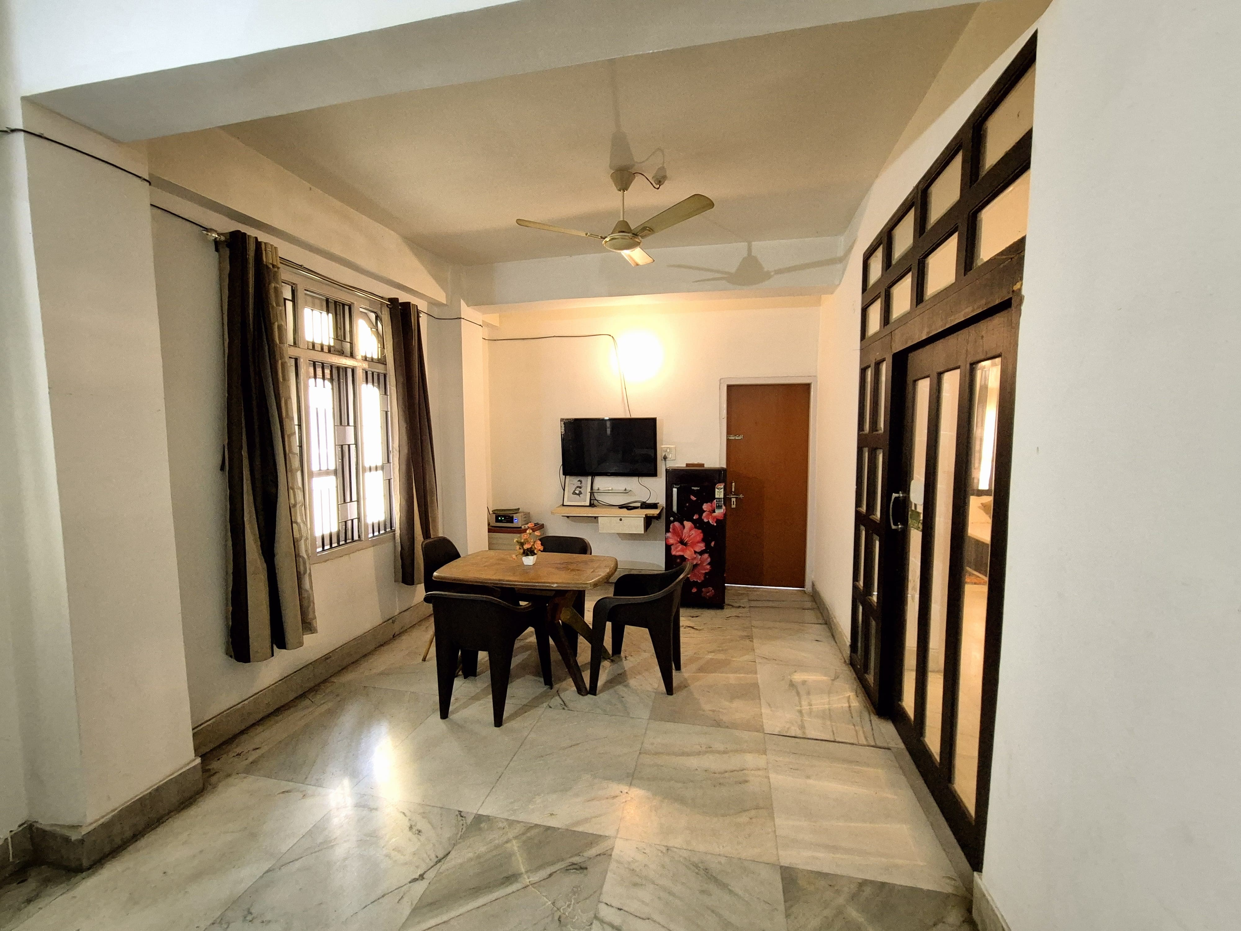 Apurba Apartment | 10Min Walk From GMCH - Tap to explore photos