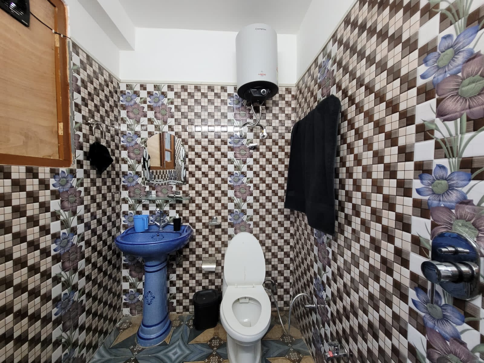 Neha's place - Tap to explore photos