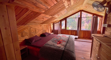 Royal Star Kasol Room Type - Attic Room