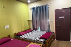 Aisiri Comforts Beach Stay and Cafe