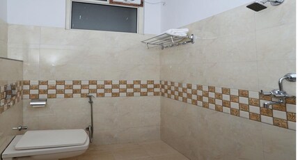 Hotel Mock Orange Room Type - Deluxe Room