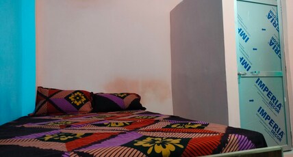 Savera hotel and restaurent Room Type - Standard room 1