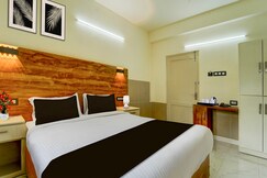 Super Townhouse Green Field Stadium Karyavattom