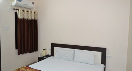 Hotel Mid City Room Type - Standard Room