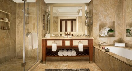 Conrad Macao Cotai Central Room Type - TWO QUEENS DELUXE