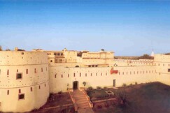 Garh Pachewar