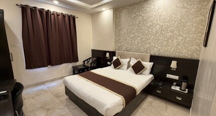 Hotel Khatana Palace Room Type - DELUXE AC ROOM