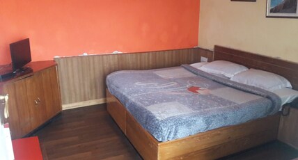 Hotel Dream Land Room Type - Deluxe Room