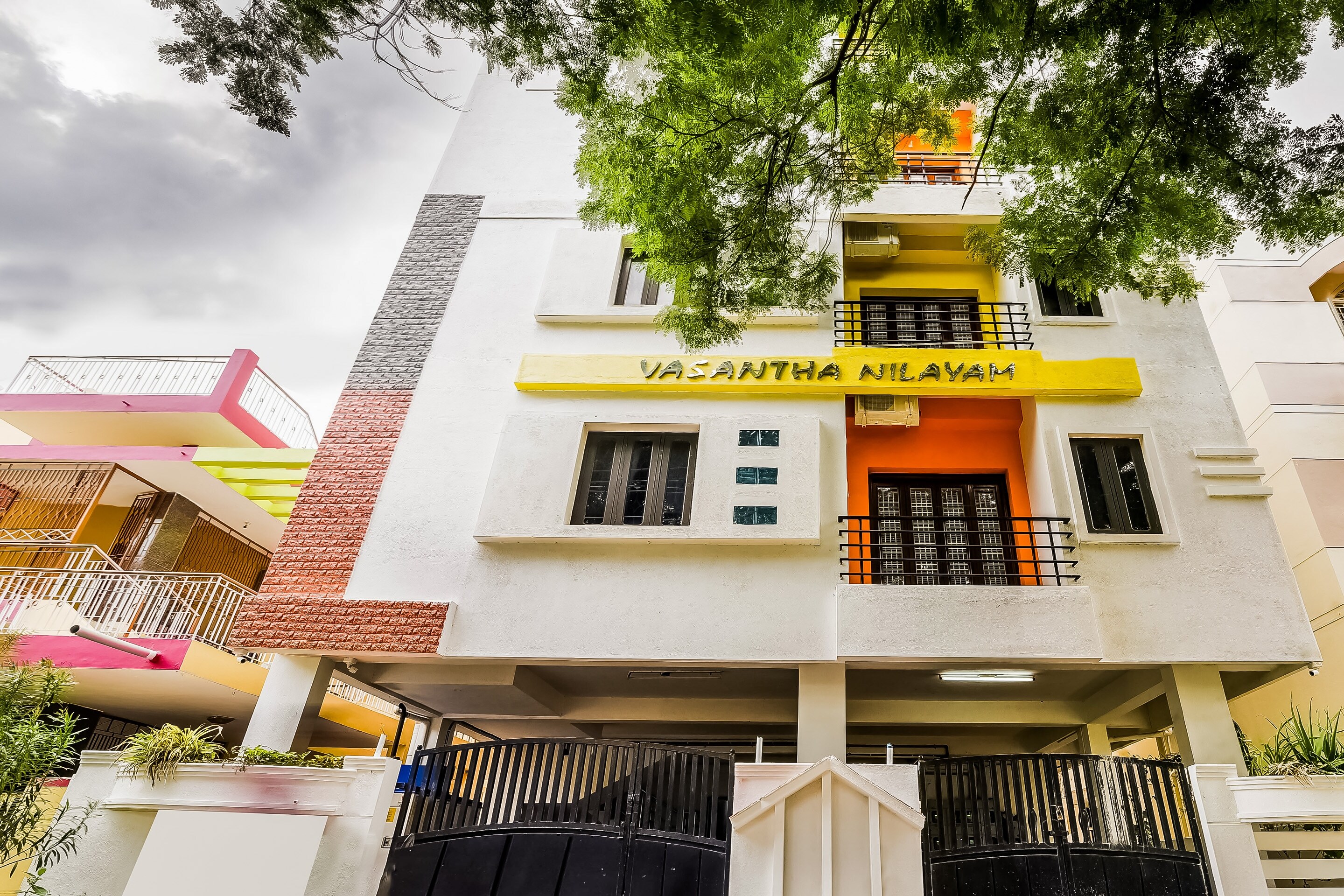 Hotel O Kartikeya Park View Residency - Tap to explore photos