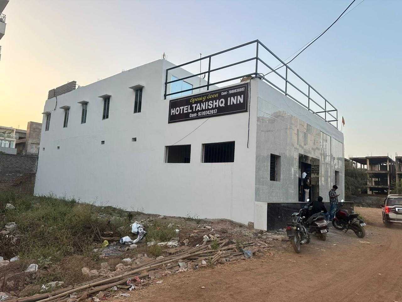 SPOT ON Tanishq Inn - Tap to explore photos