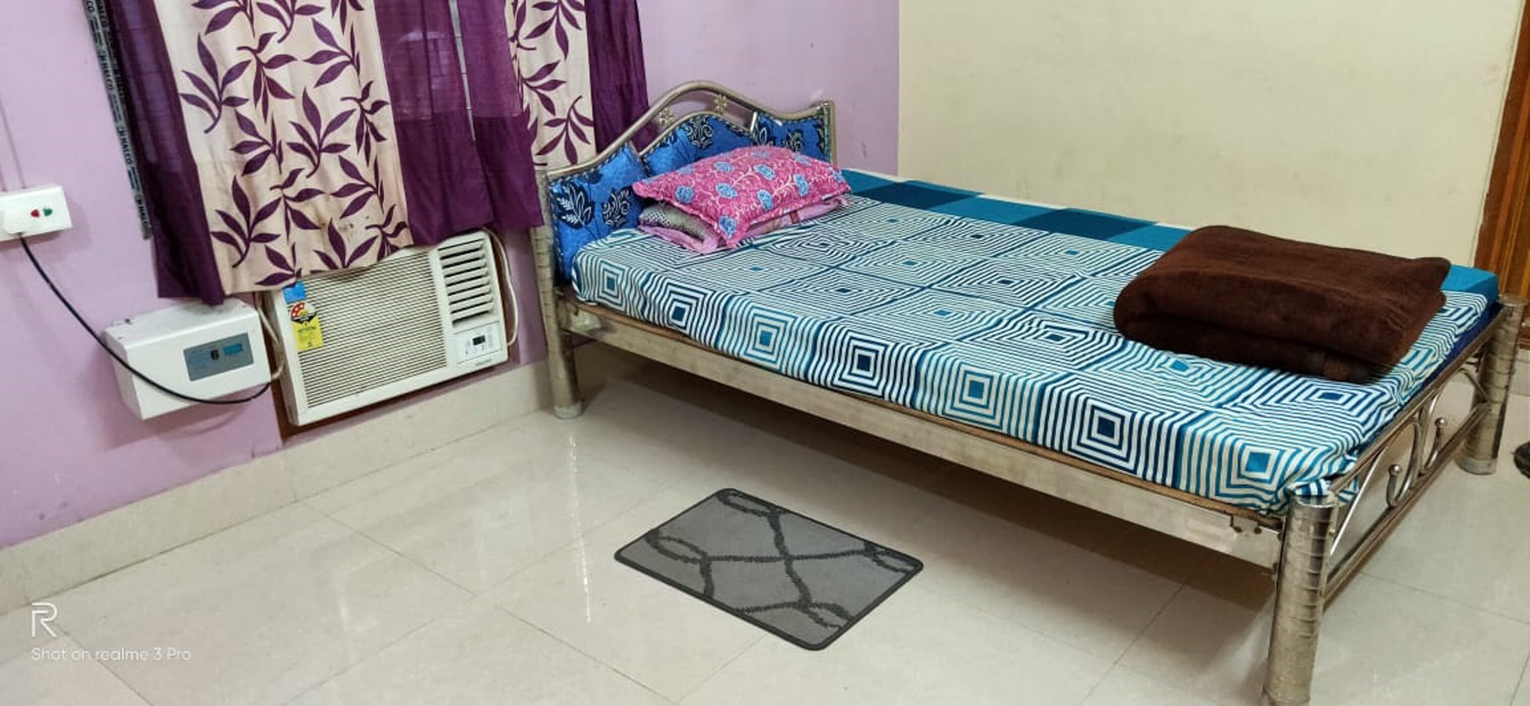 Hotel Baroda - Tap to explore photos