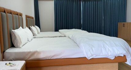 MH 26 Water World Room Type - Deluxe Twin Bed