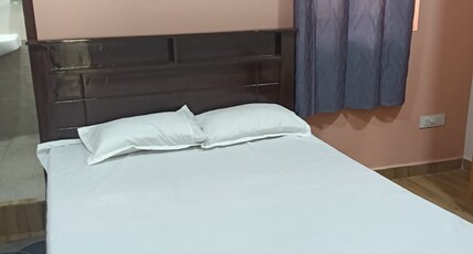 SKY STAY Inn Room Type - Standard Double AC Room