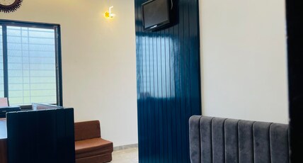 Janki Inn Room Type - Bedroom 12