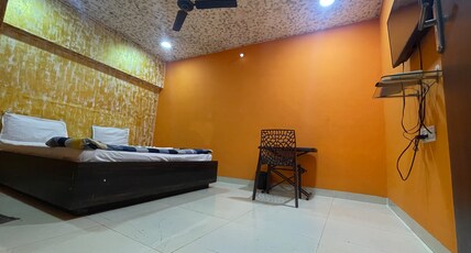 Hotel Shree Hardeo  Room Type - Deluxe AC Room 24 hrs Checkout