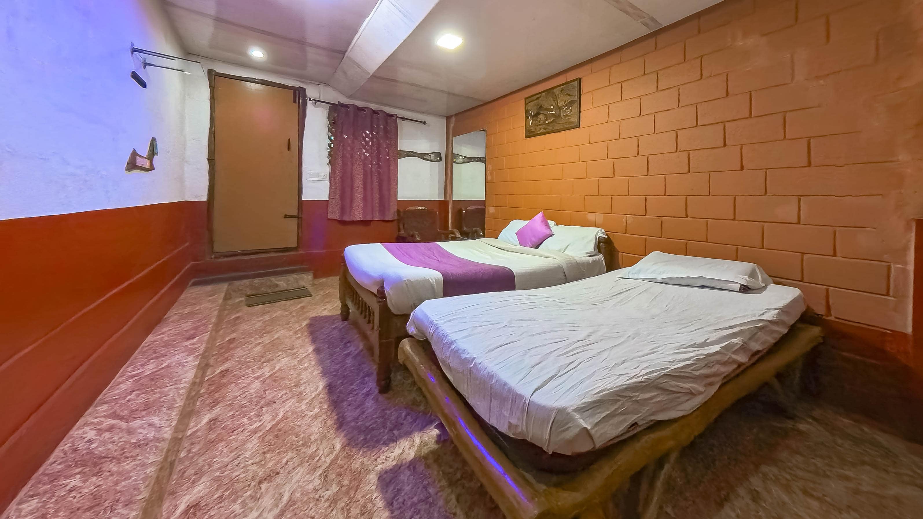 Coorg Jungle Kids - Tap to explore photos