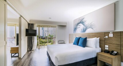 Novotel Cairns Oasis Resort Room Type - Deluxe Suite