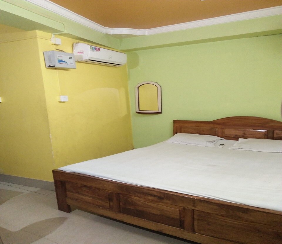 Hotel Sohan  - Tap to explore photos