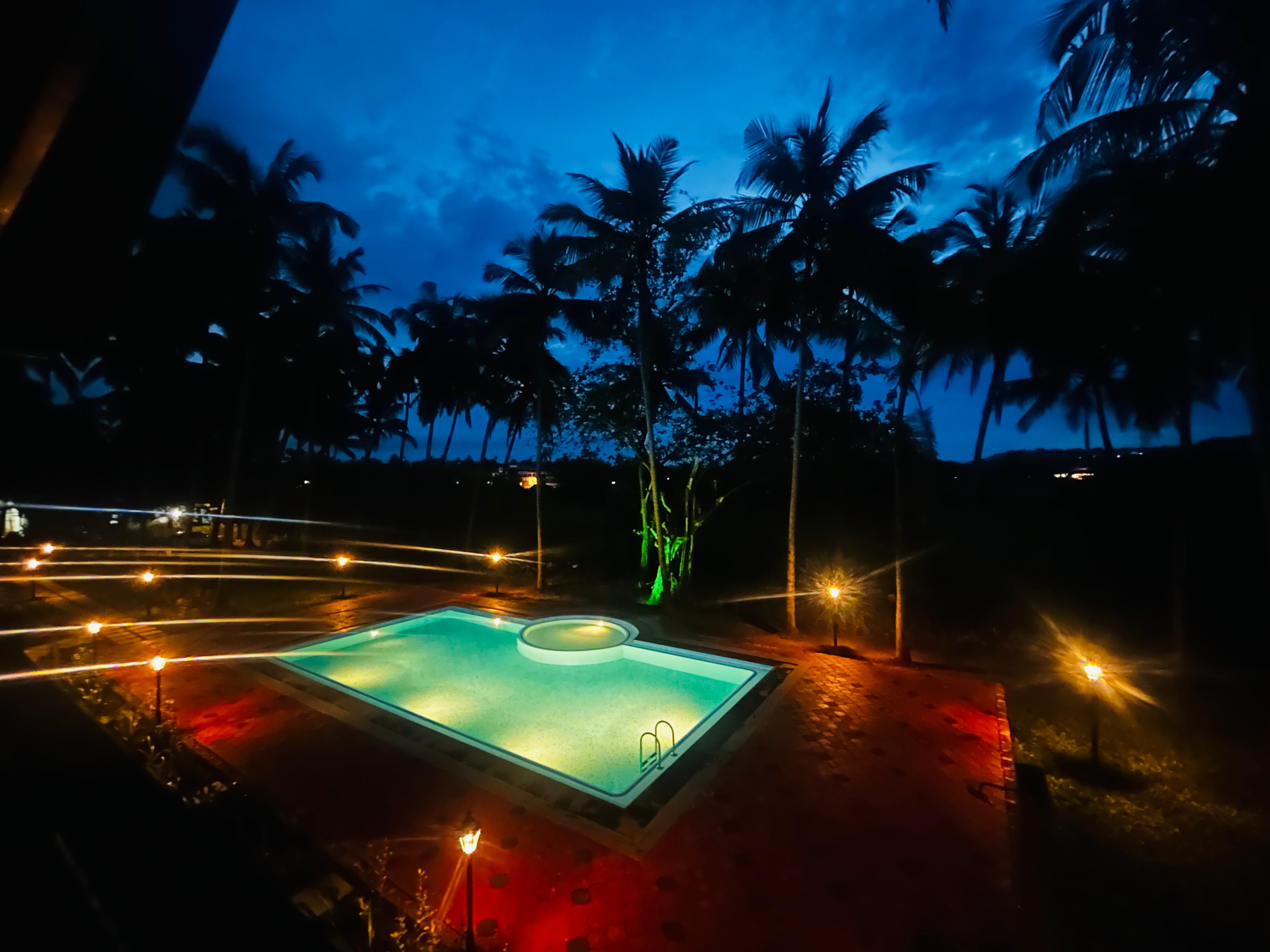 Seclude Eco Cottages - Tap to explore photos