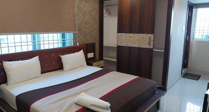 Hotel O SCONS INN Room Type - Classic