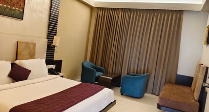 Aakar Lords Inn - Pure Veg Room Type - Executive room ground floor