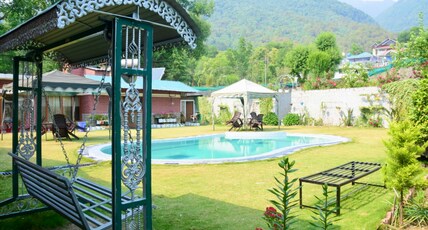 Tatva Bir Tents and Hotel Room Type - Superior Resort Room (Hill View)