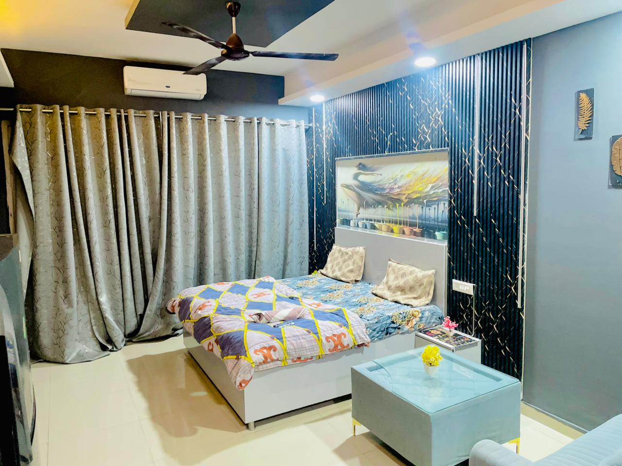 Luxury Premium Studio Flat with all amenities - Tap to explore photos