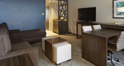 Embassy Suites Atlanta - Galleria Room Type - 2 QUEEN STE HEAR ACC NOSM