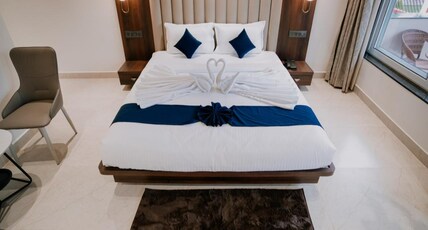 SHAGUN FARMS Jagdalpur Room Type - ROYAL DELUX SHAGUN FARMS Jagdalpur Room Type - ROYAL DELUX