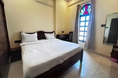 FabHotel-The Shashi