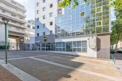 B&B HOTEL Lyon Centre Monplaisir