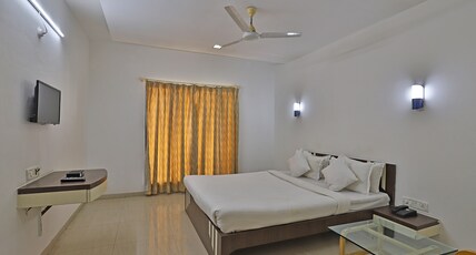 Utkarsh Hotel Room Type - Deluxe Room