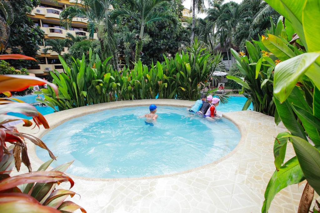 Paradise Garden Hotel and Convention Boracay Powered by ASTON - Tap to explore photos
