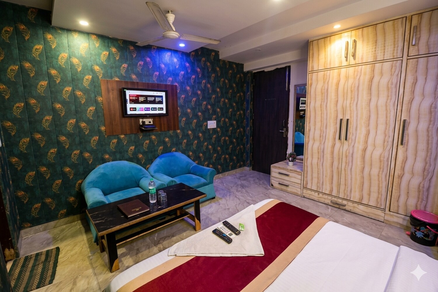 Hotel Yuvraj - Tap to explore photos