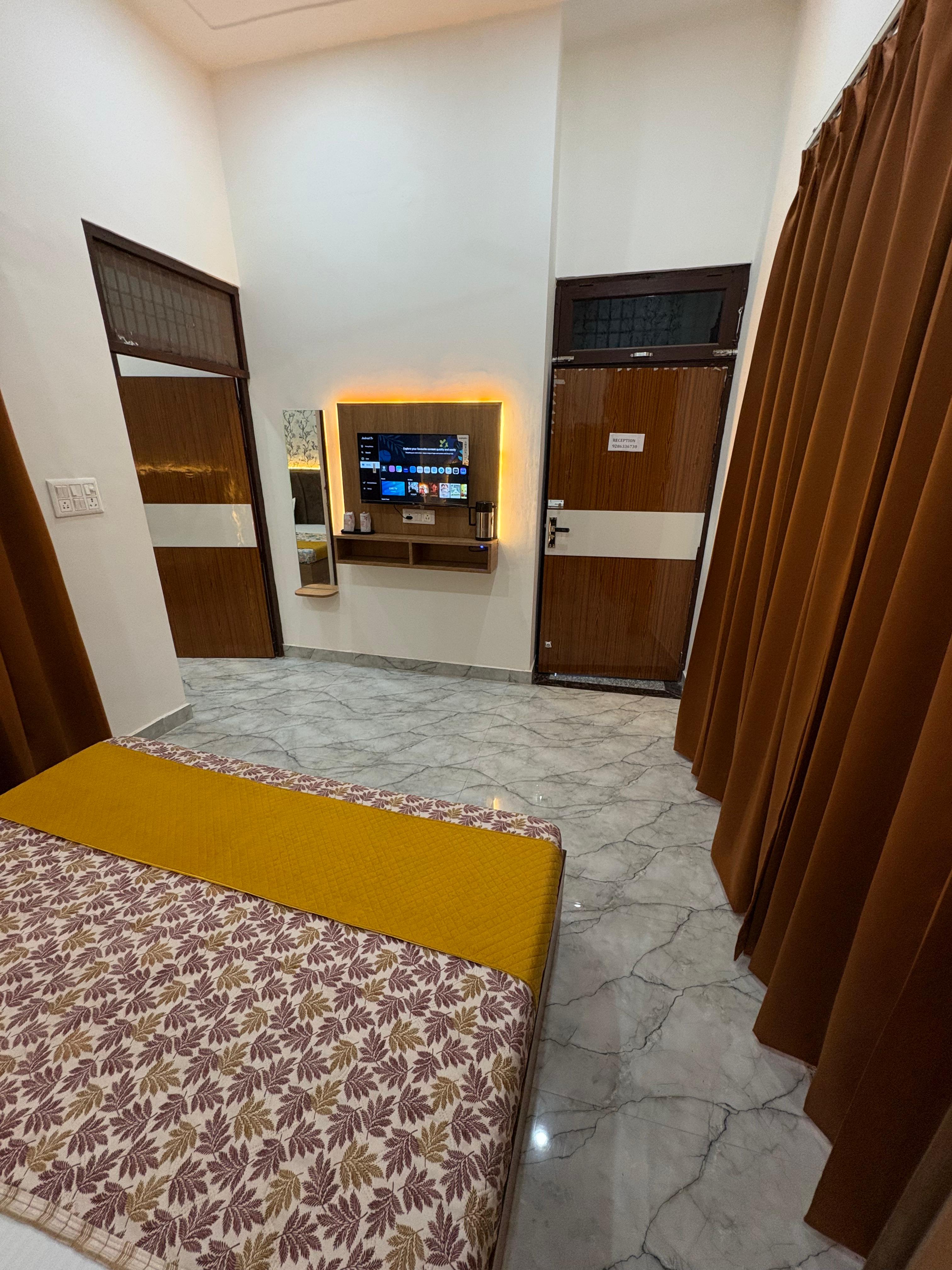 HOTEL MADHAVI PALACE , MATHURA - Tap to explore photos