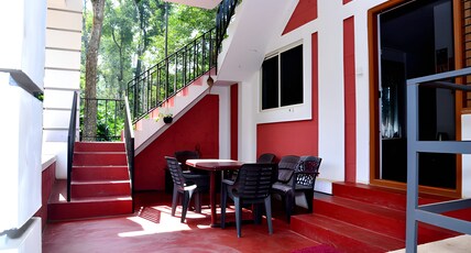 Amberleaf Estate 2BR-FF Homestay by Homeyhuts Room Type - Amberleaf Estate 2BR-FF Homestay by Homeyhuts