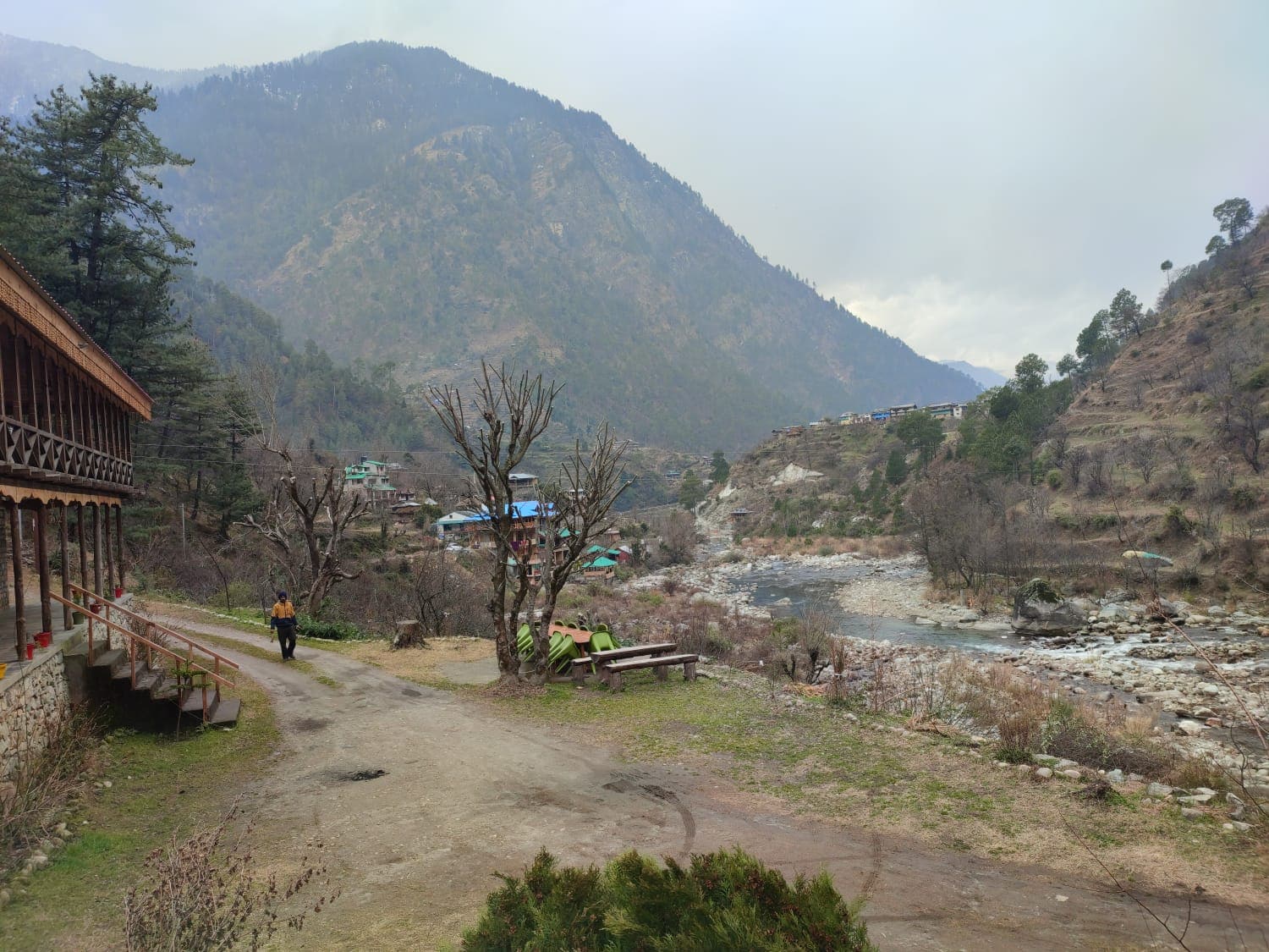 USHA GUEST HOUSE - Tap to explore photos