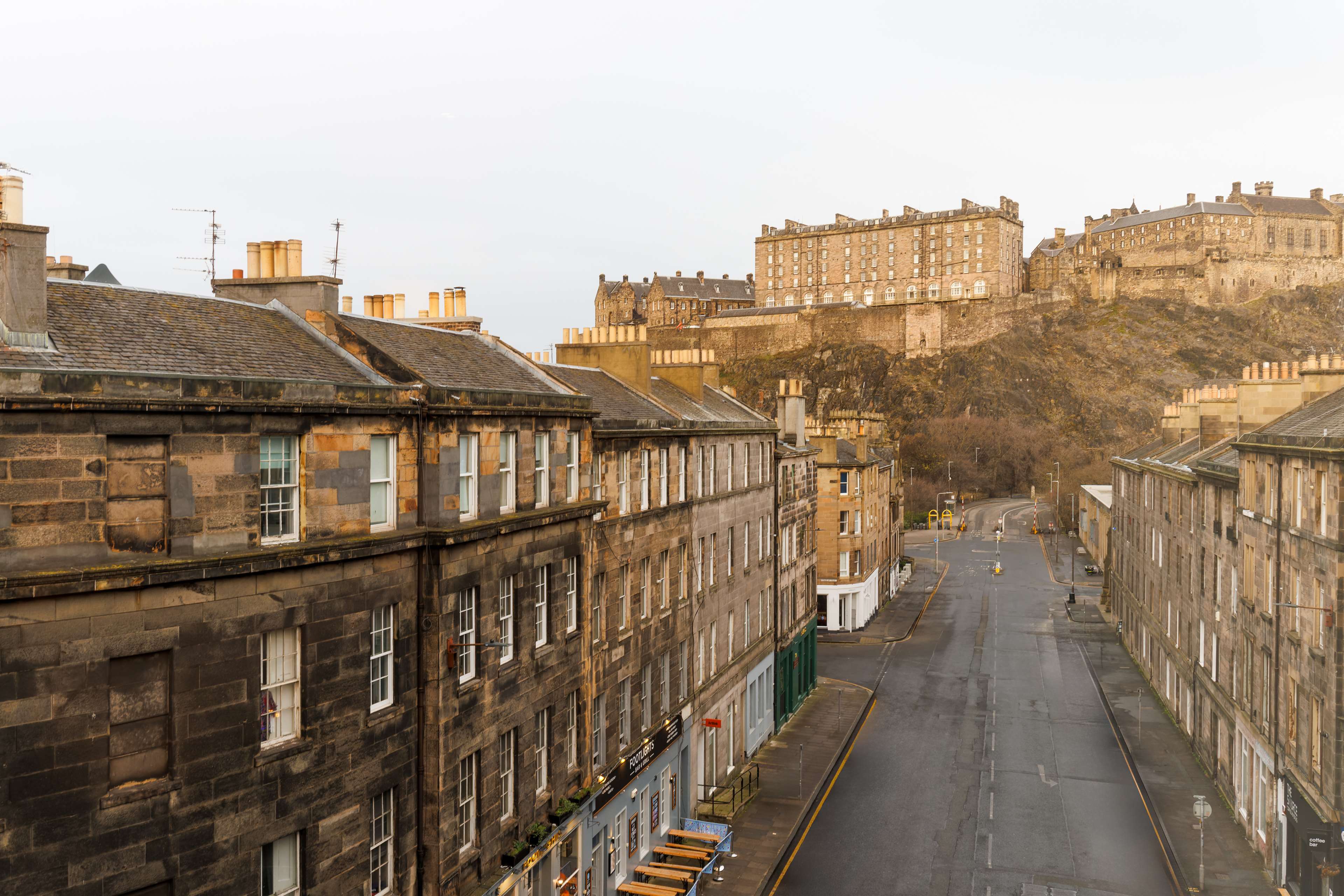 DoubleTree by Hilton Edinburgh City Centre - Tap to explore photos