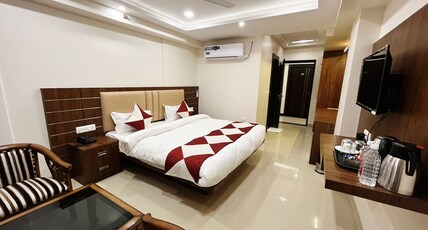 HOTEL MK GRAND, ISHWAR TOWER, GODOWLIA Room Type - APARTMENT 3 ROOMS