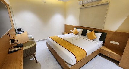HOTEL NEEM TREE Room Type - Premium