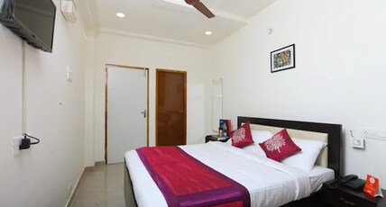  VAIBHAVA SERVICE APARTMENTS Room Type - 2 BHK A/C Apartment