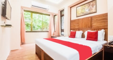 Hotel Subhash Room Type - Deluxe Room