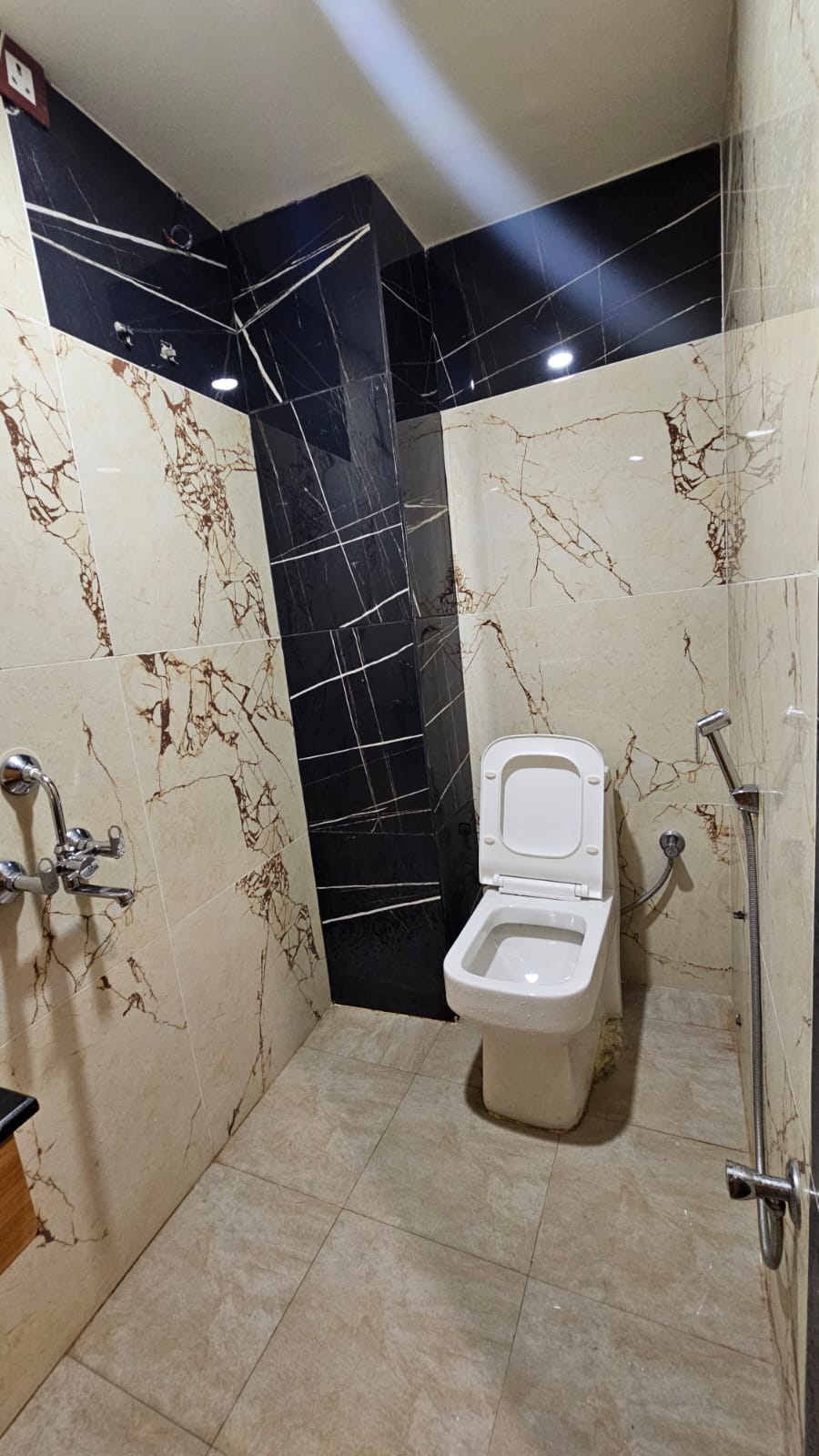 BHOOMI PALACE HOTEL AND BEELA'S BITES RESTAURANT - Tap to explore photos