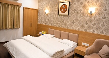 Hotel Rahi Ilawart, Prayagraj Room Type - AC Executive Room