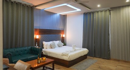 Click Collection the Abode Dharamshala Room Type - Suite Room With Balcony