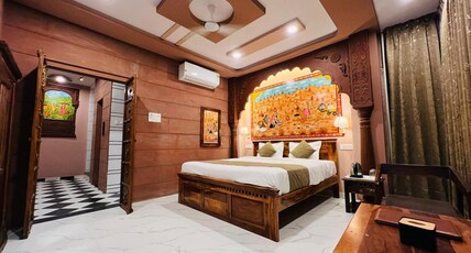 The Raj heritage Room Type - King Room With Fort View Balcony